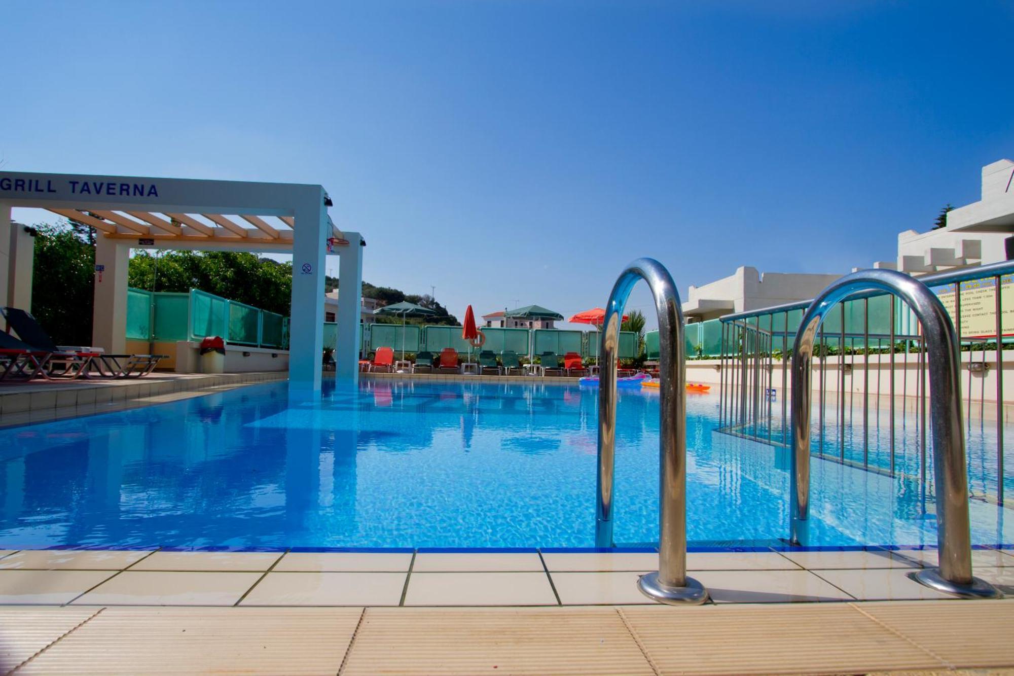 Mythos- Platanias- Hotel -Apts Platanés Exteriör bild